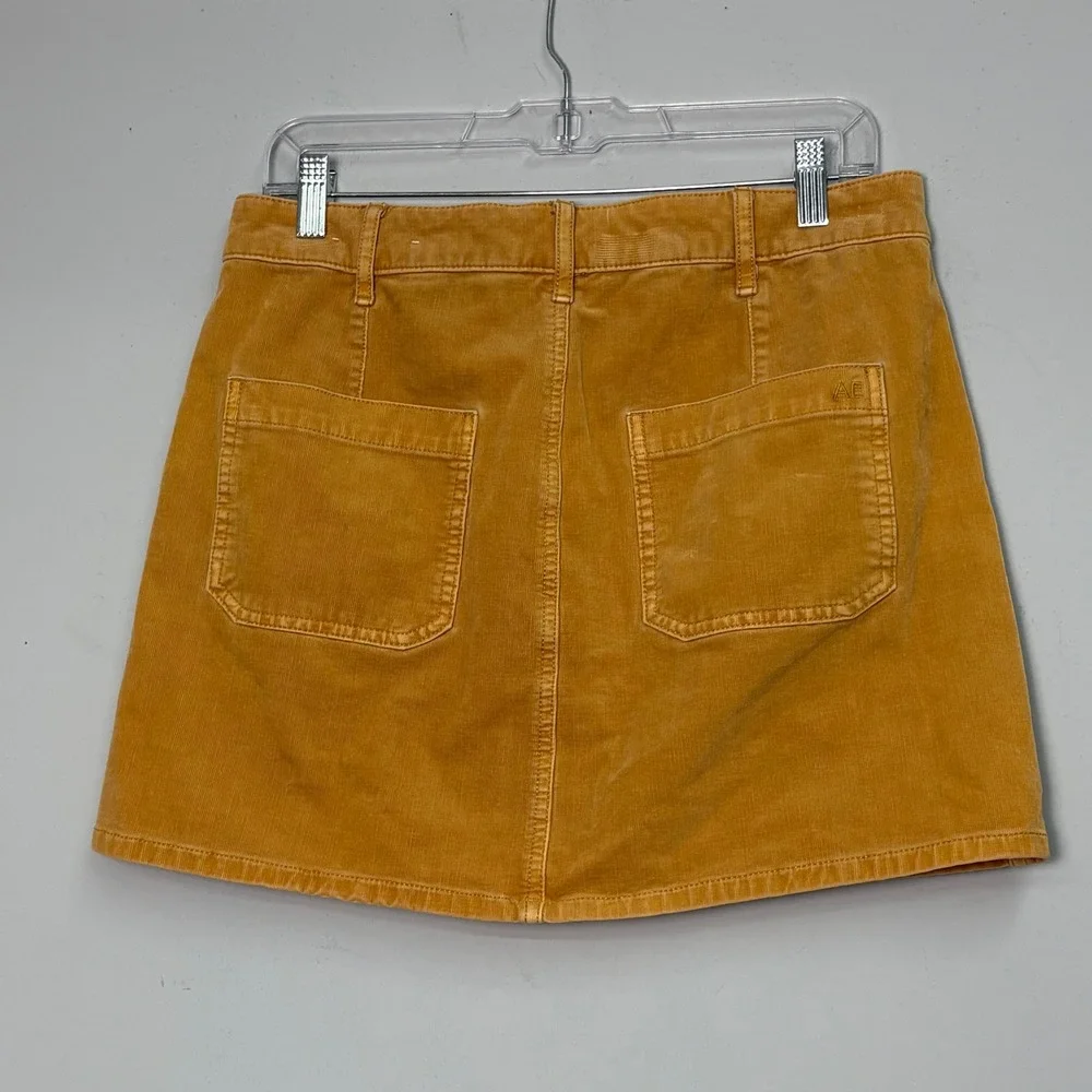 American Eagle Corduroy Mini Skirt Mustard Yellow Super Stretch Size 8 Regular